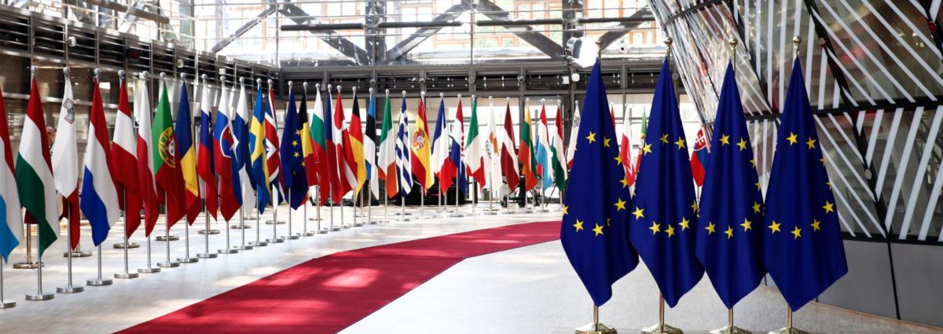 Η ΕΕ χαλαρώνει τους στόχους CO2 - Ανάσα για την αυτοκινητοβιομηχανία