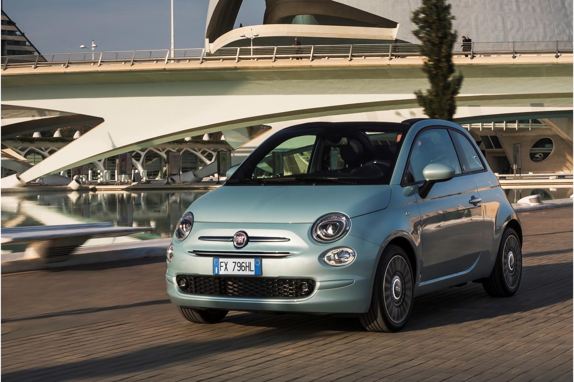 Στην Ελλάδα το Fiat 500 Hybrid