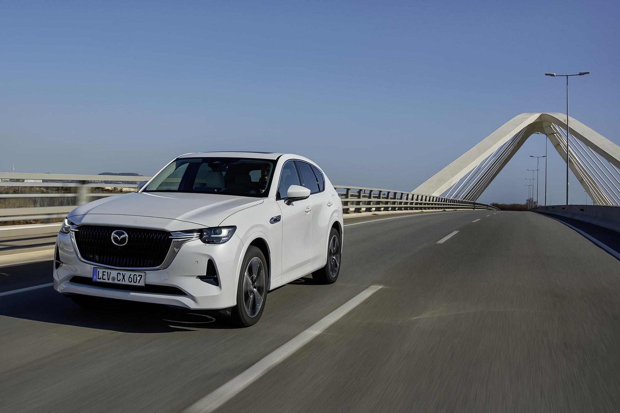 Mazda CX-60 με… Face Control