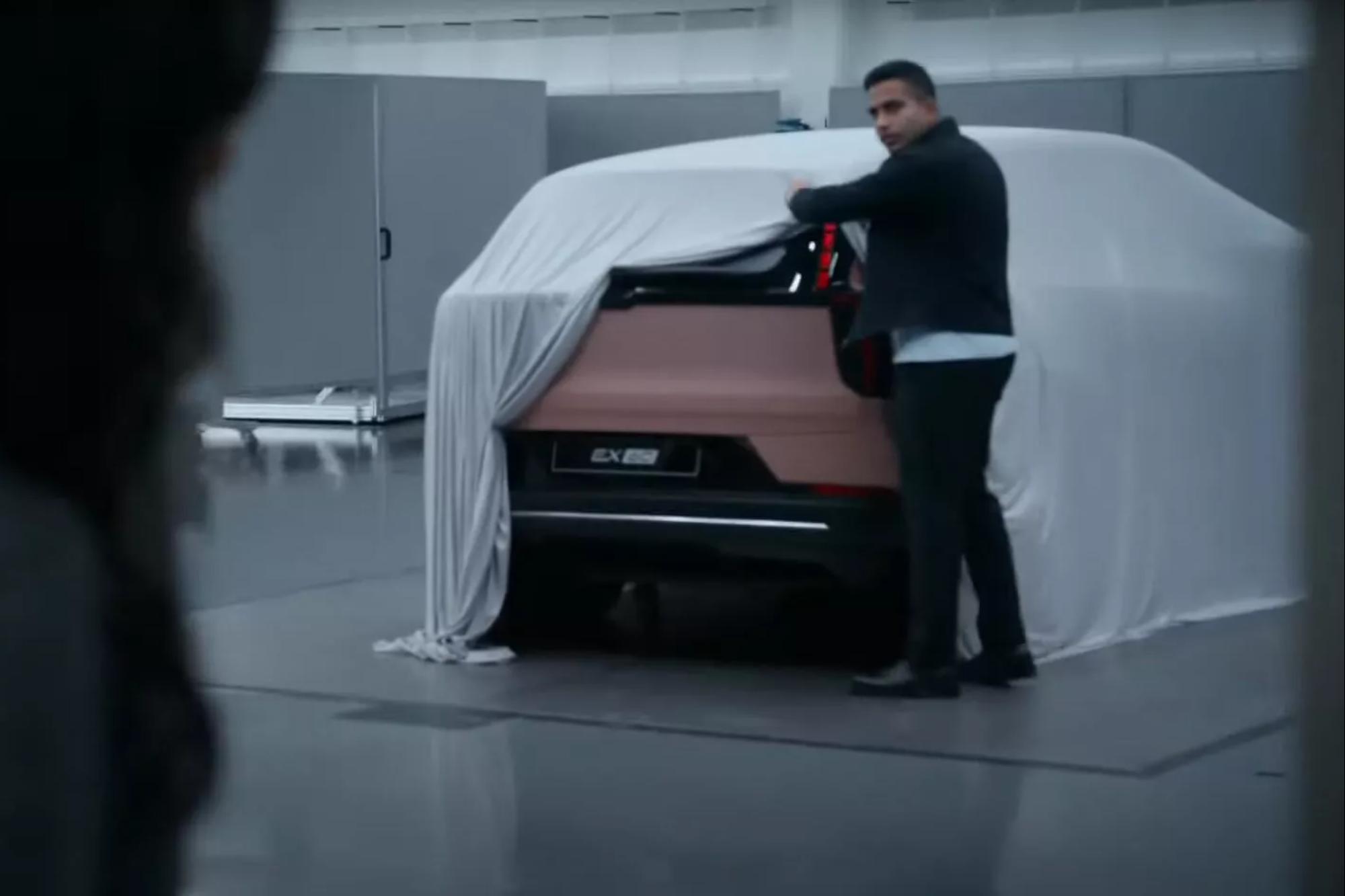 Μικρή αποκάλυψη για το νέο Volvo EX60