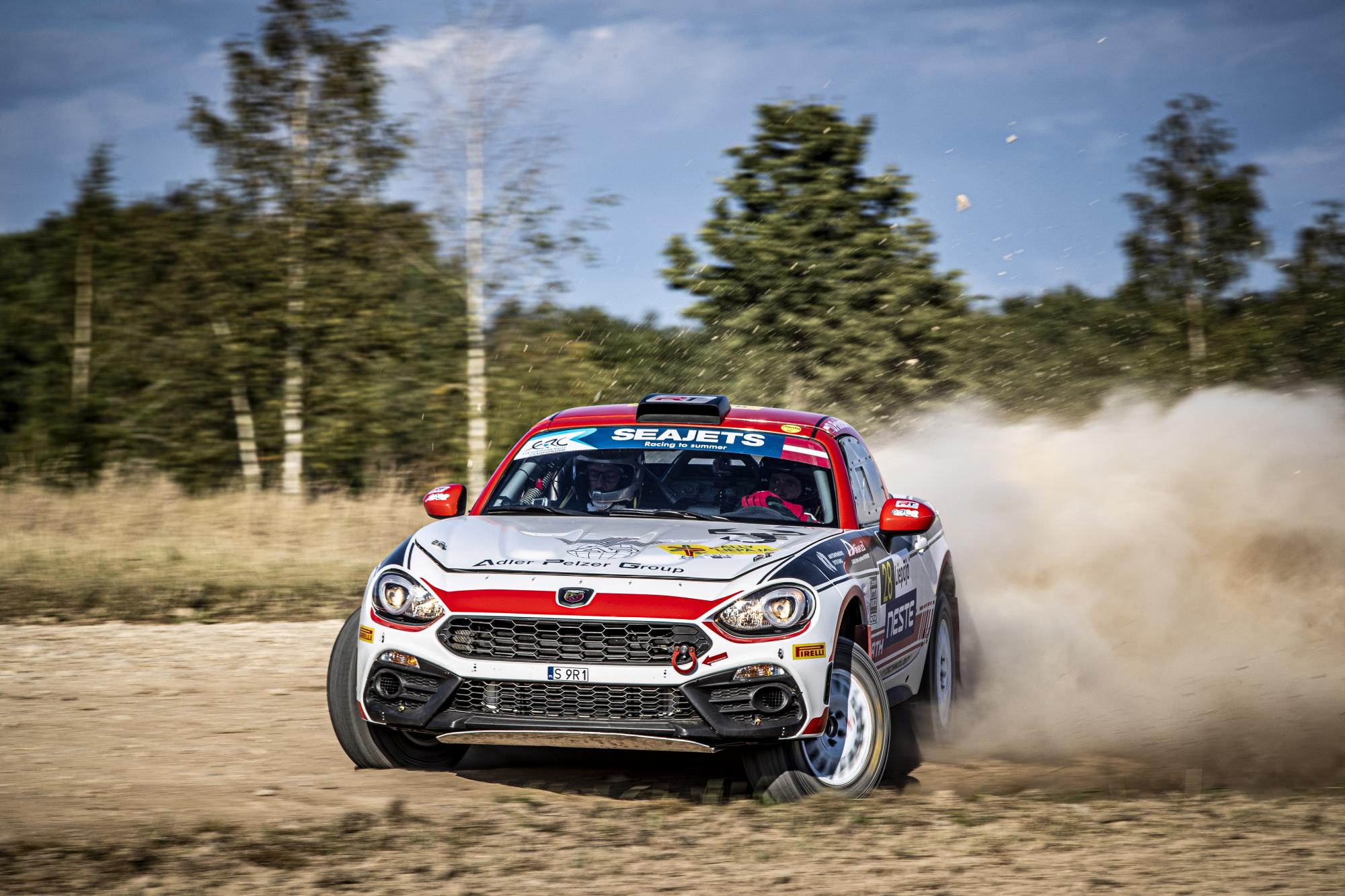 Θέαμα και διακρίσεις από την Abarth σε ράλι και πίστες