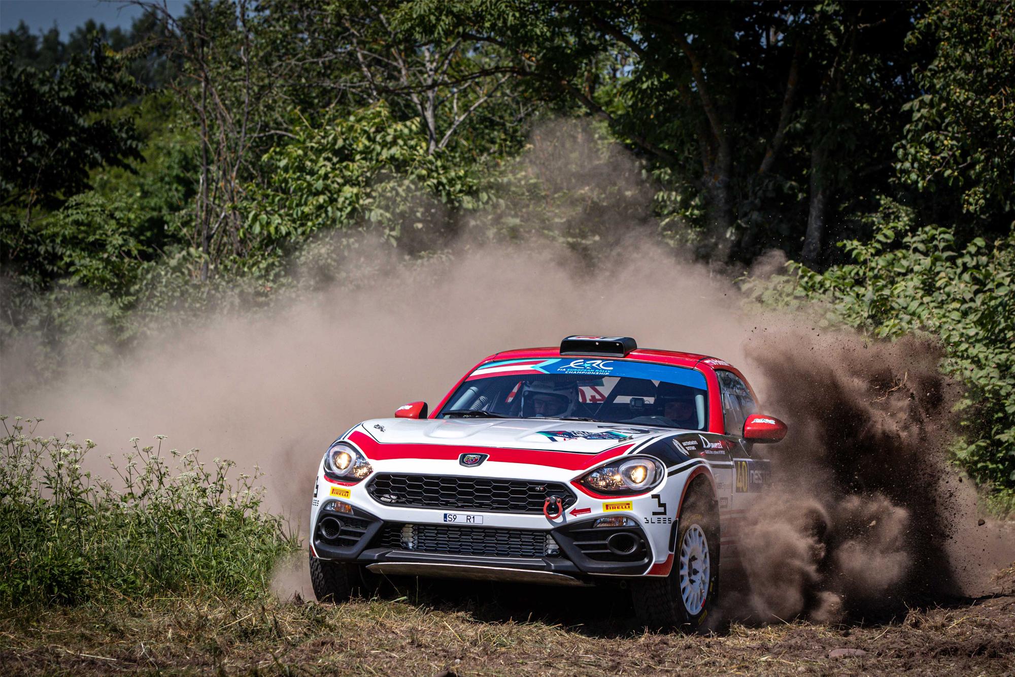 Αγωνιστικός «πυρετός» για την Abarth σε πίστες και ράλι