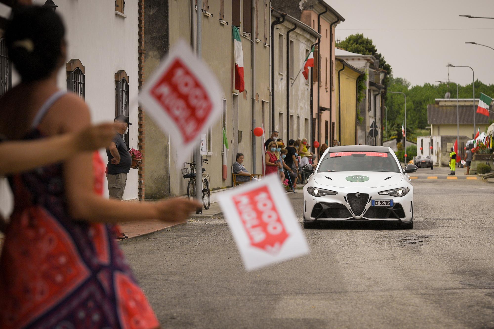 Νίκη της Alfa Romeo στο Mille Miglia