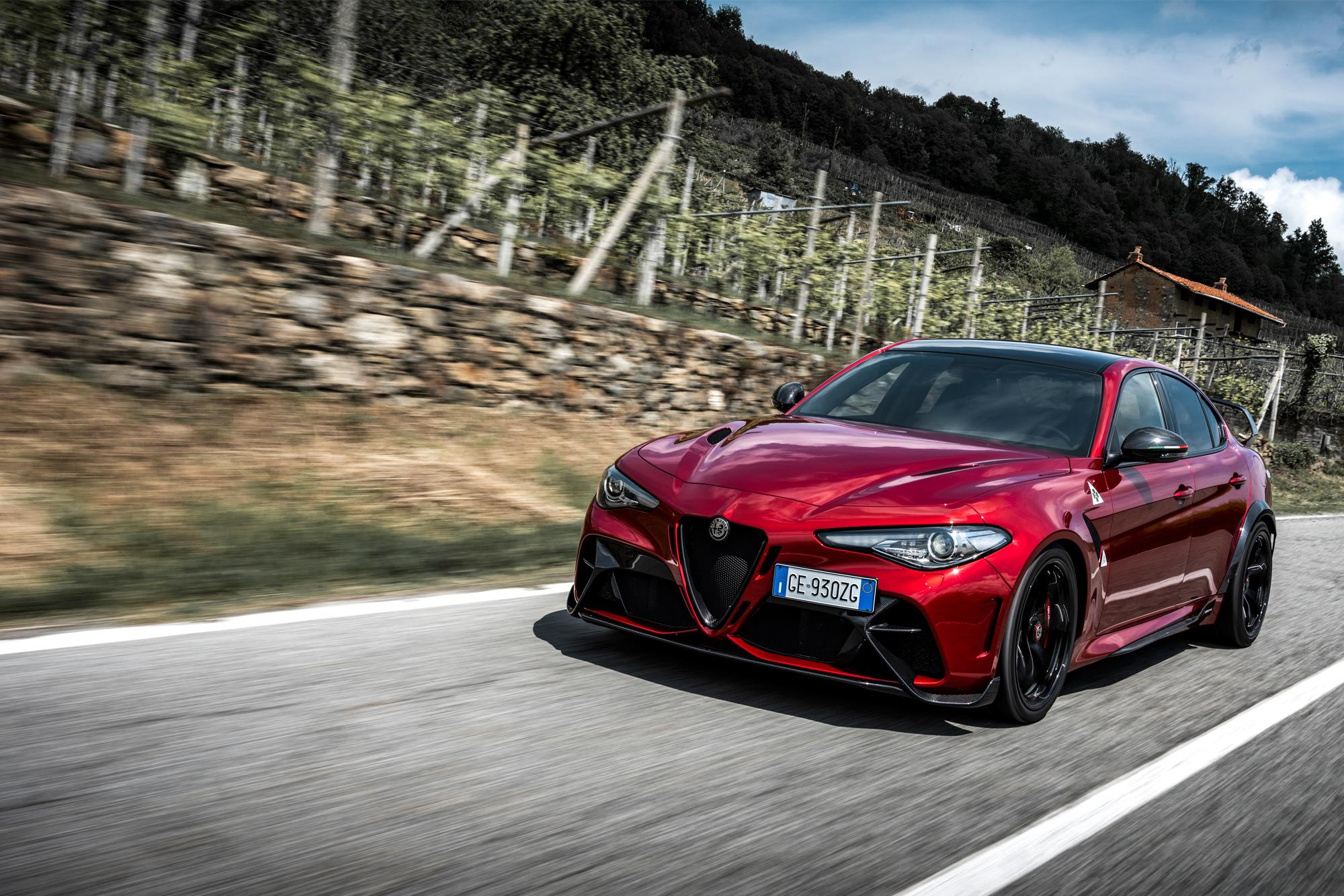 Giulia GTA, ο θρύλος επιστρέφει στους δρόμους!