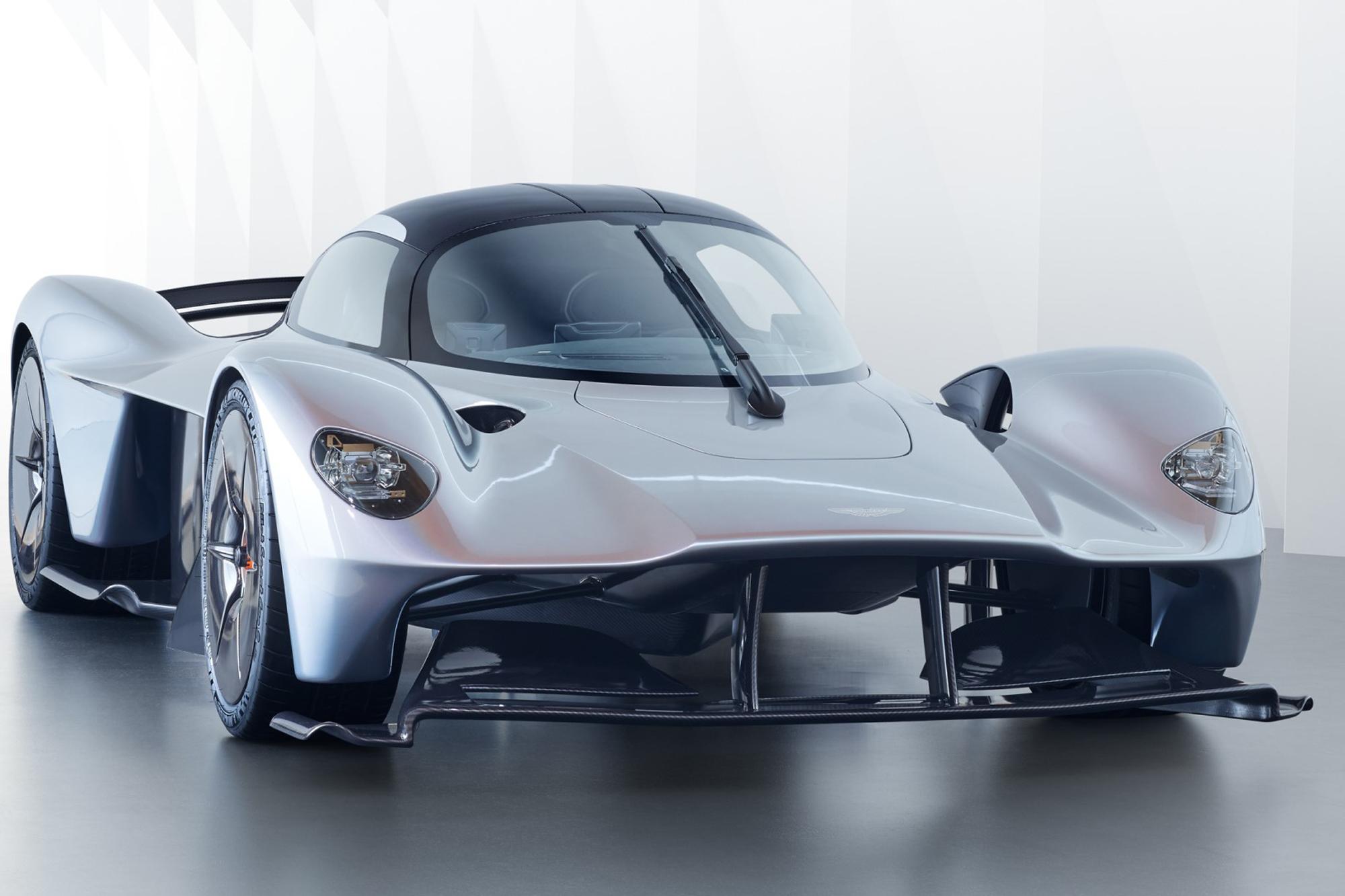 Aston Martin: Σε αναζήτηση επενδυτών