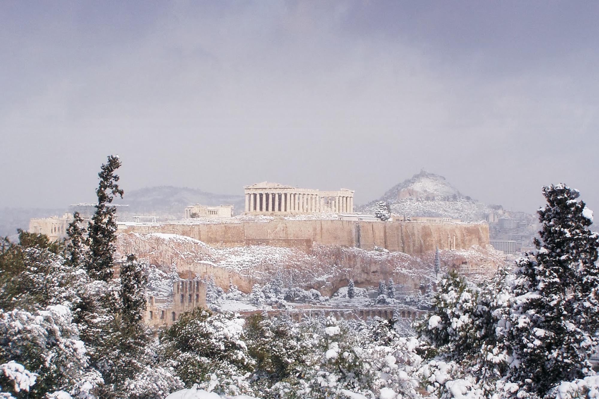 Δείτε ποιοι είναι οι κλειστοί δρόμοι της Αττικής, λόγο της χιονόπτωσης