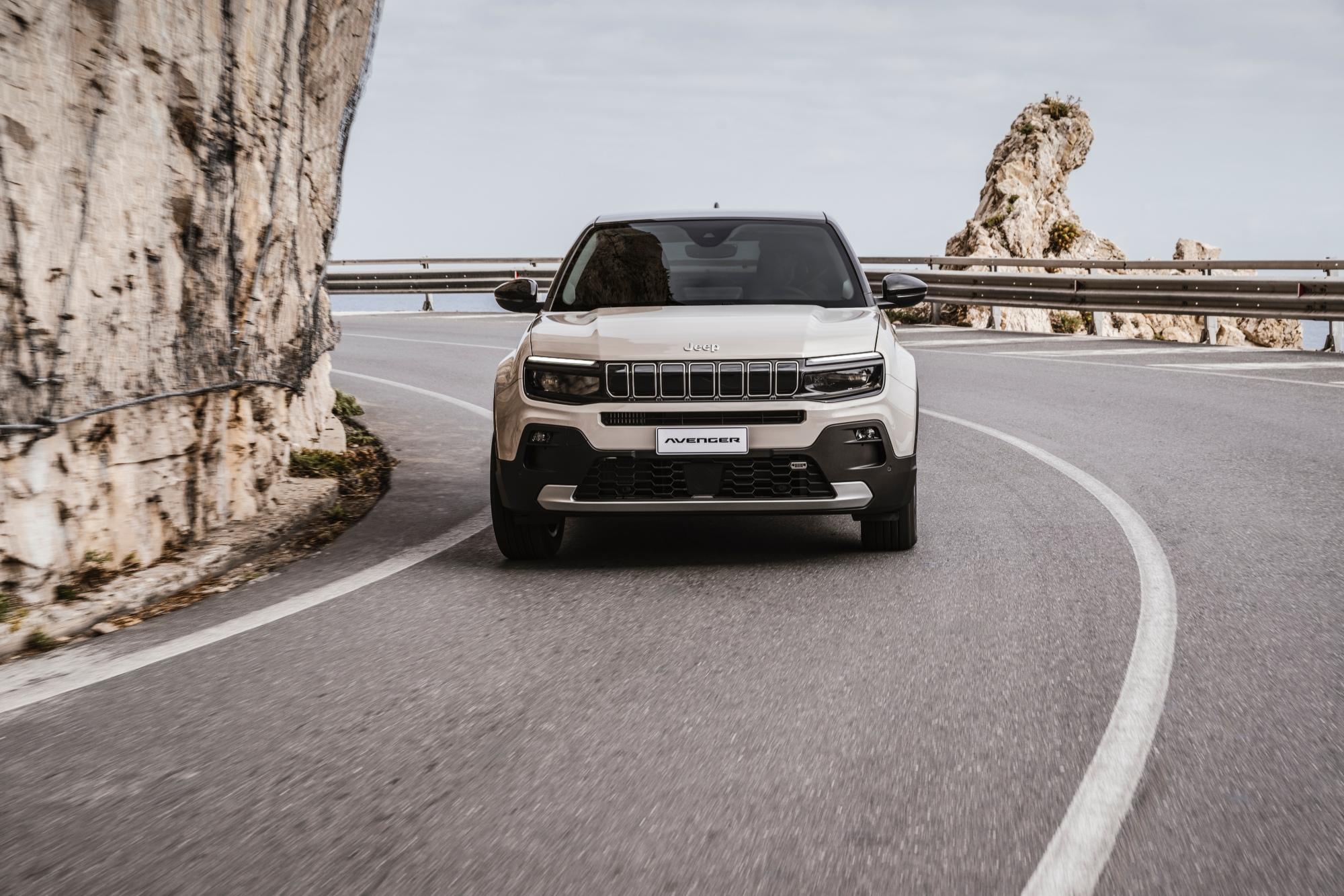Jeep Avenger: Έρχεται και η ήπια υβριδική του έκδοση e-Hybrid