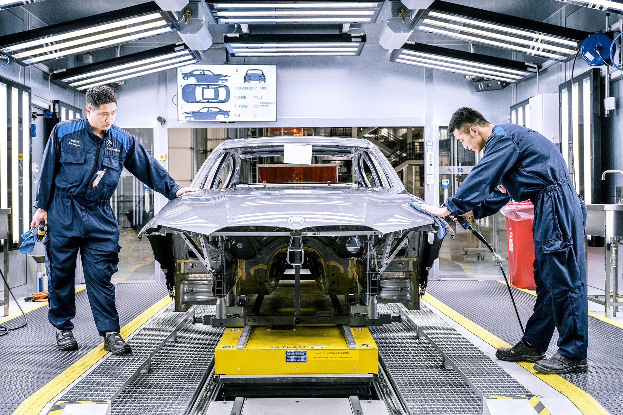 Χάλυβας χαμηλών εκπομπών CO2 για το BMW Group