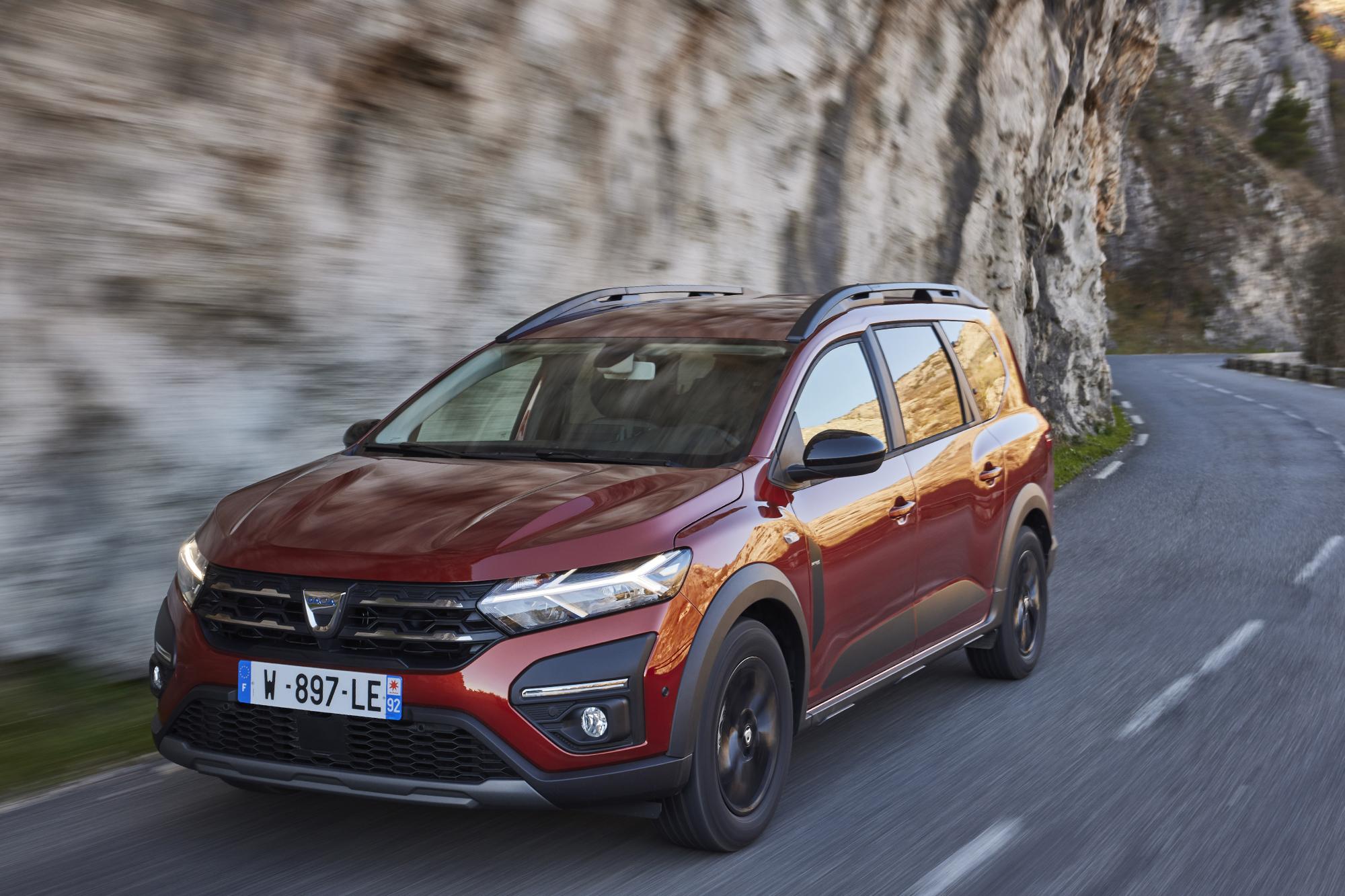 Επίσημο: Dacia Jogger, το φτηνότερο επταθέσιο