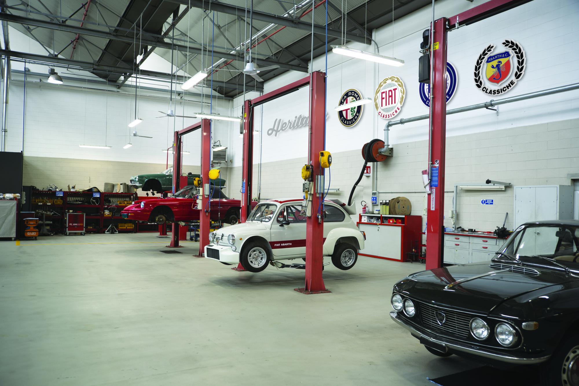 Οι «μάγοι» του συνεργείου του FCA Heritage Officine Classiche πιάνουν και πάλι δουλειά