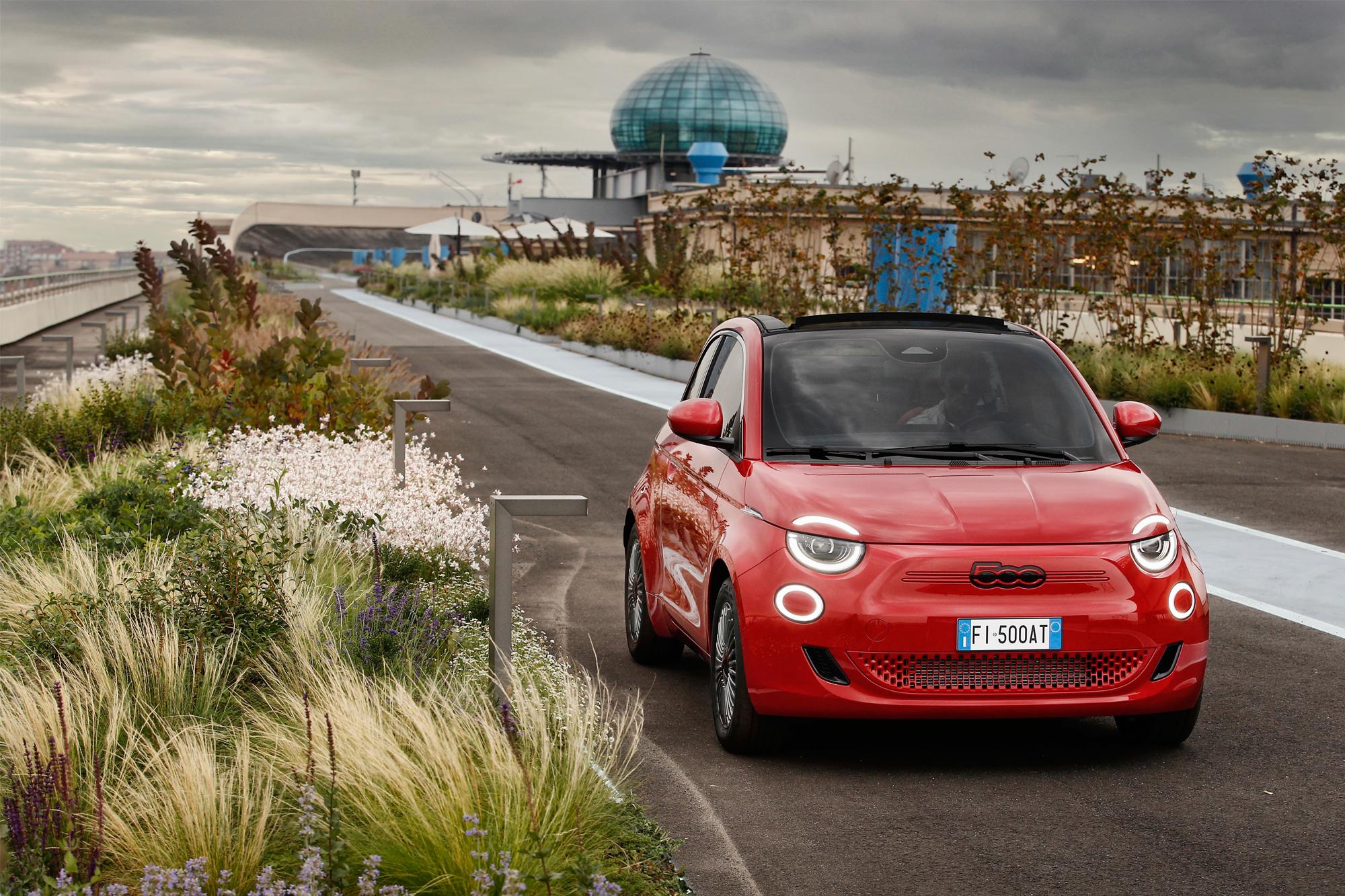 Η οικογένεια Fiat (500)RED διαθέσιμη στην Ελλάδα