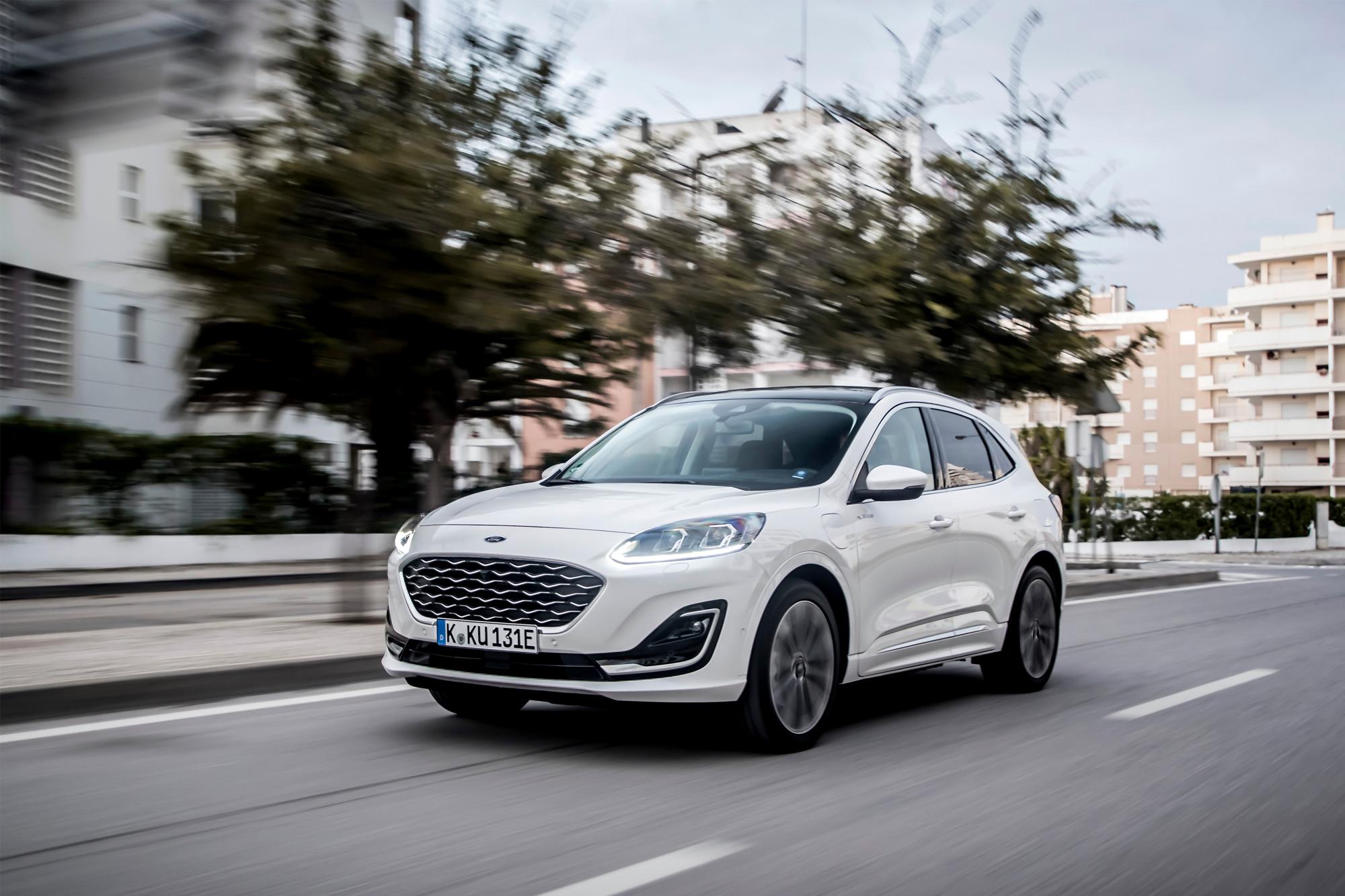 Μειωμένες εκπομπές CO2 για το Ford Kuga PHEV