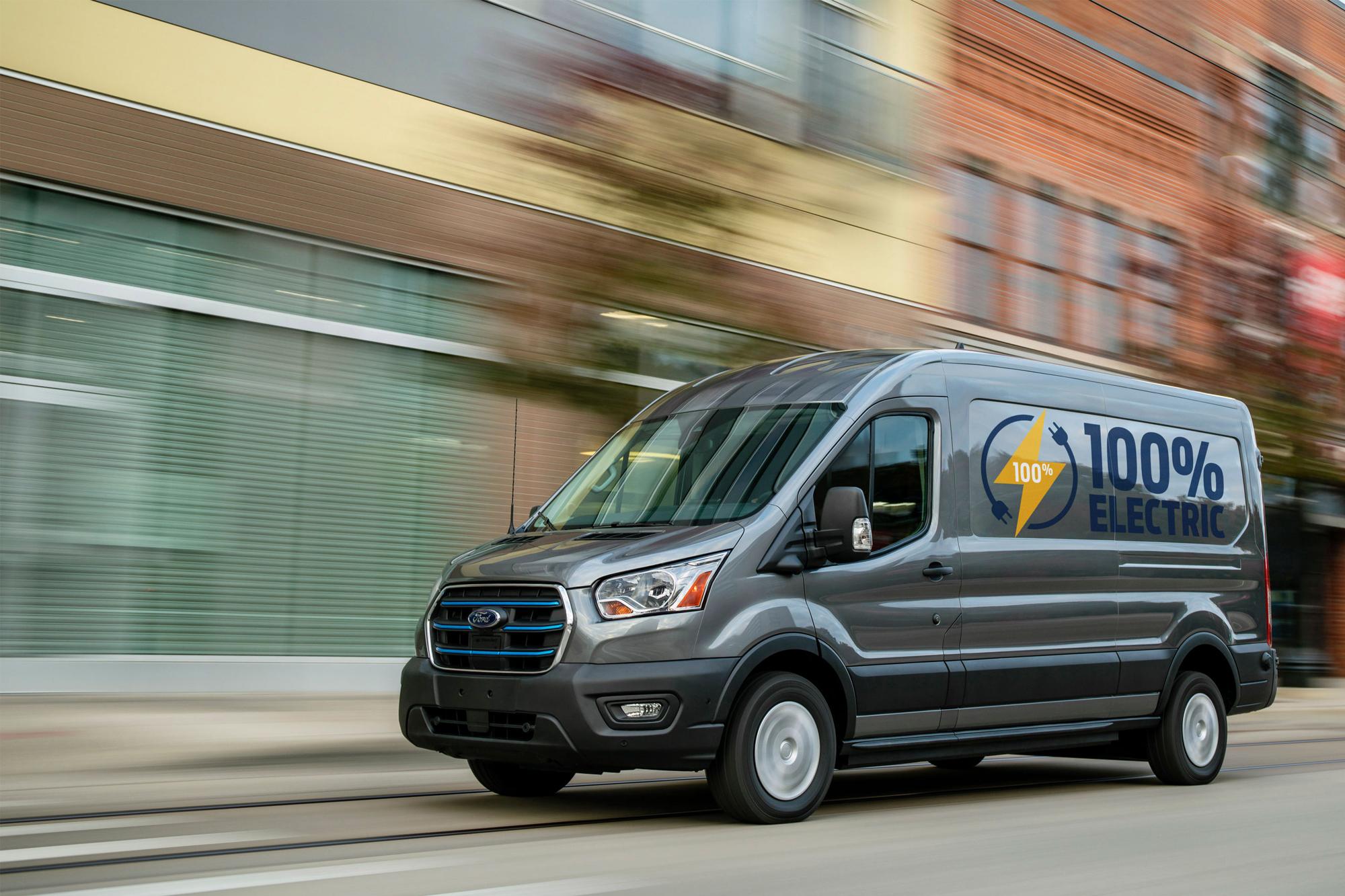 Πρεμιέρα για το νέο, πλήρως ηλεκτρικό Ford E-Transit