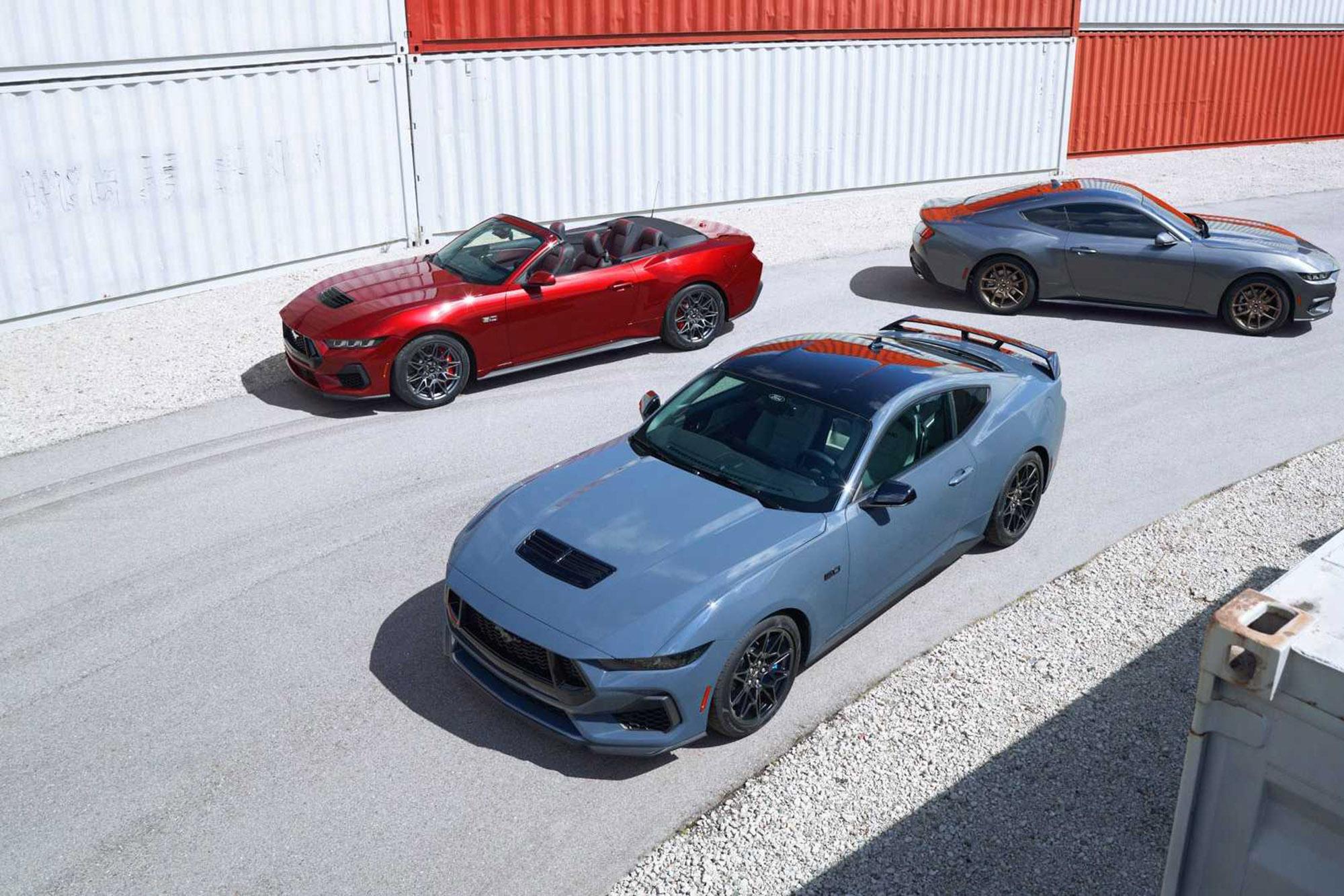 Νέο Ford Mustang Dark Horse: Η σκοτεινή δύναμη των 500 ίππων