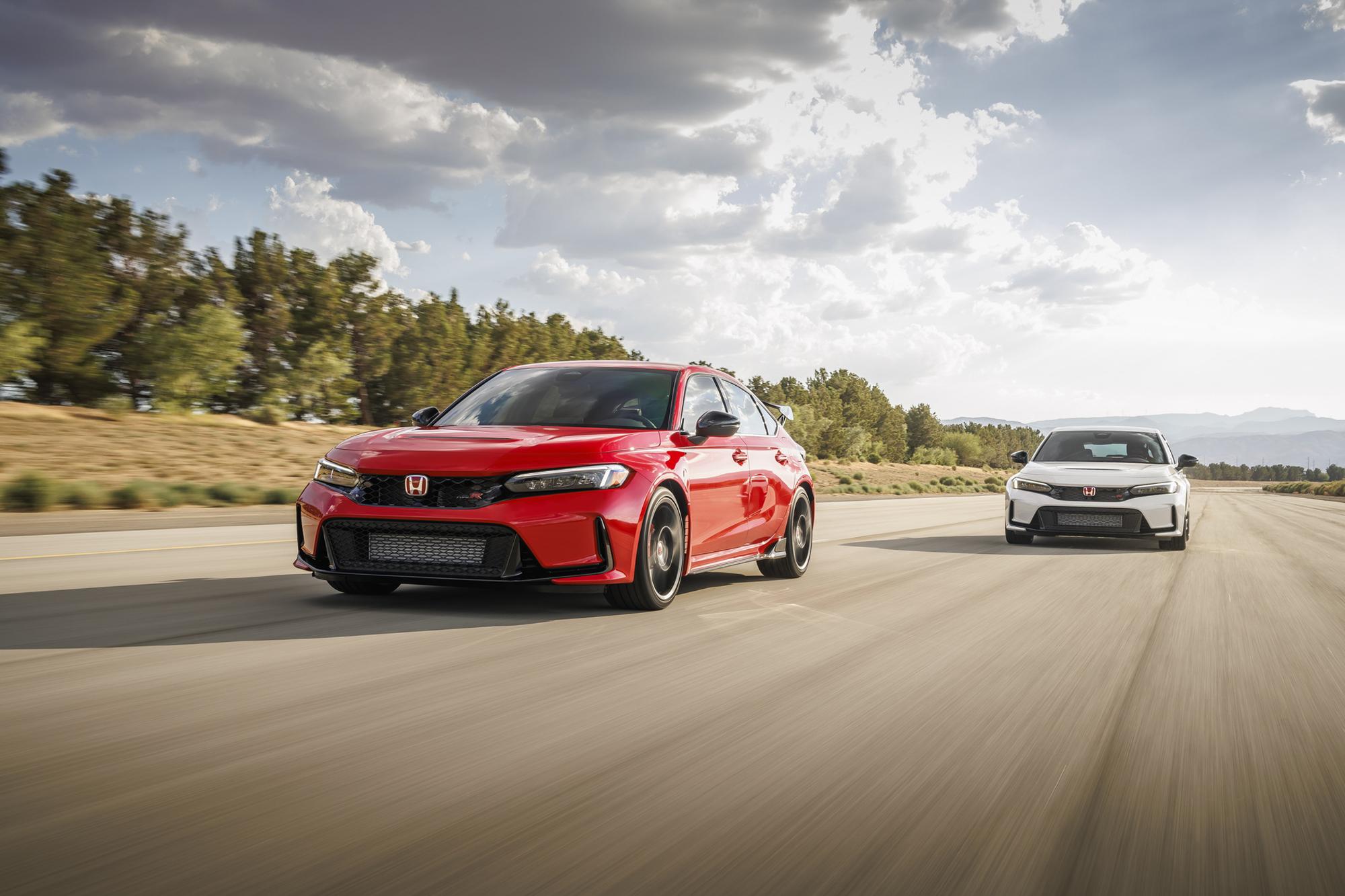 Στους έξι μήνες η αναμονή για το Civic Type R στην Ιαπωνία