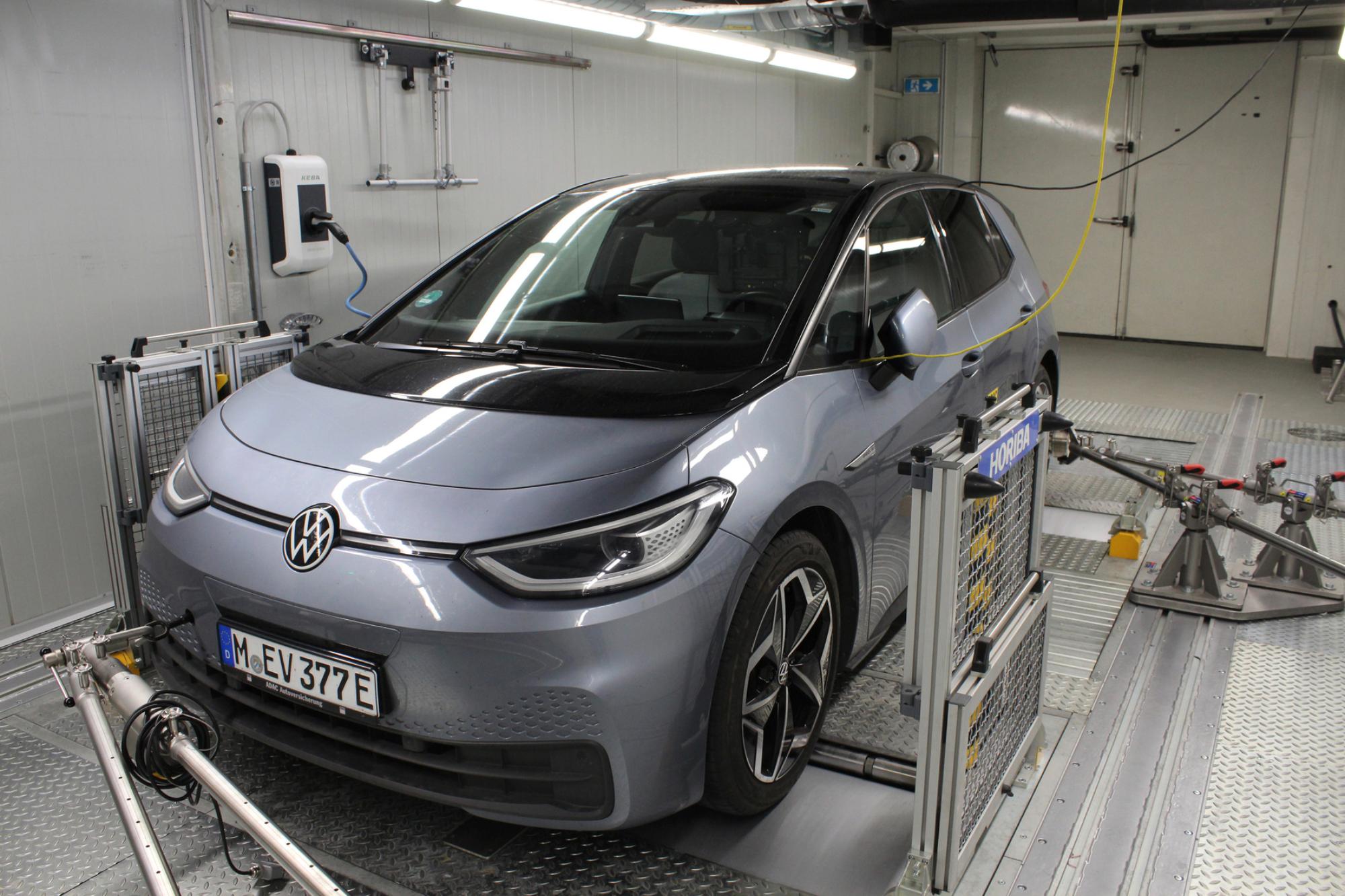 Τι έδειξε το τεστ αντοχής της μπαταρίας του VW ID.3;
