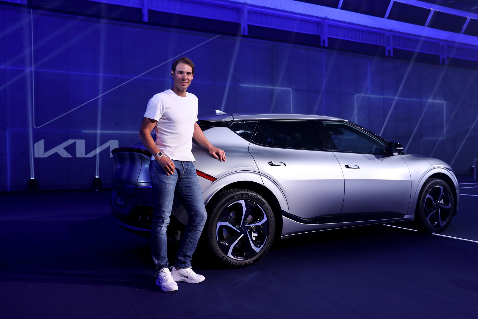 Ο Nadal παραλαμβάνει ένα KIA EV6
