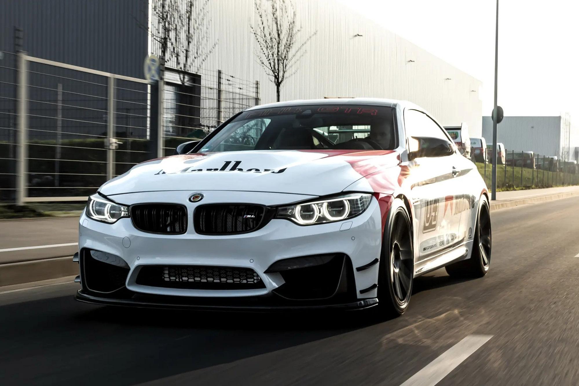 Η Manhart… βελτιώνει την BMW M4 DTM Championship Edition του 2016