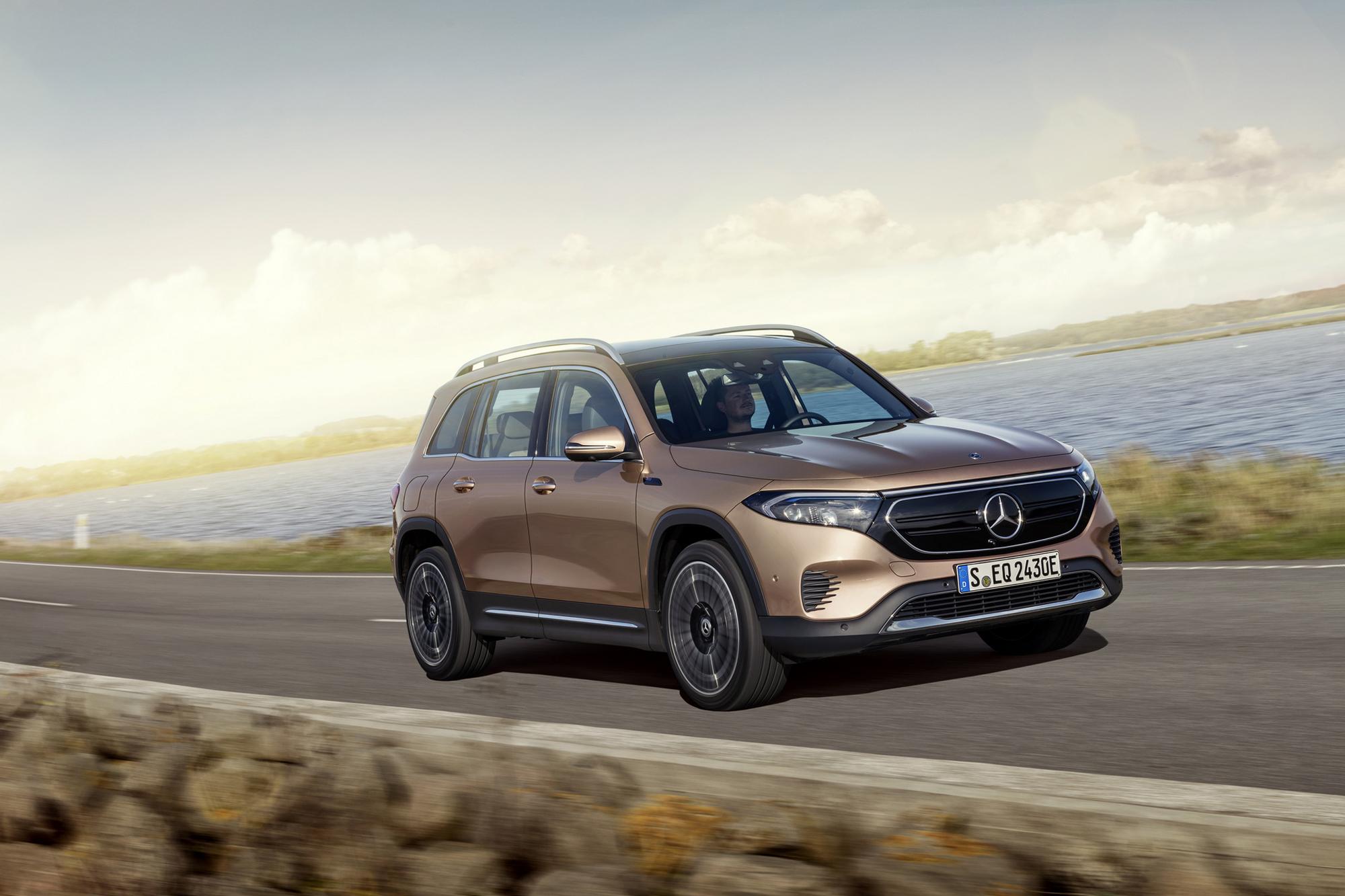 Επίσημο: Mercedes-Benz EQB