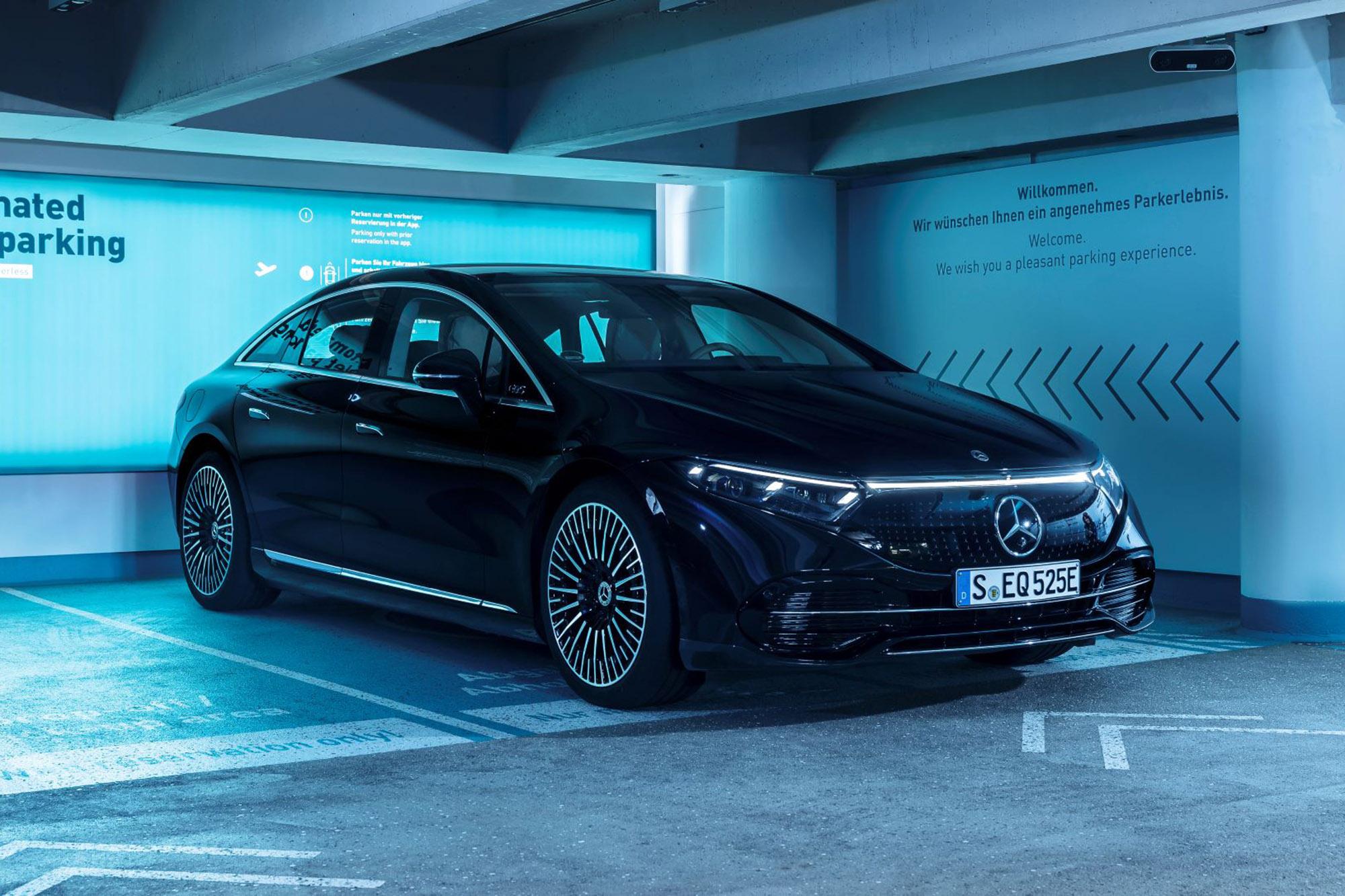 Αυτόνομο σύστημα στάθμευσης, από την Mercedes-Benz