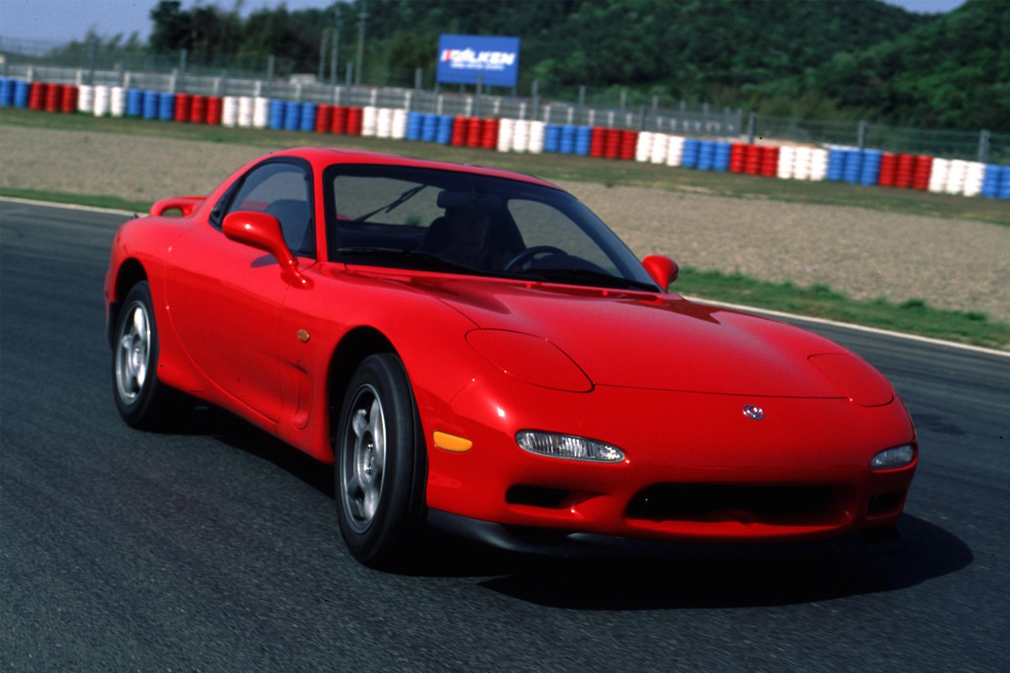 Mazda: Η οδηγική απόλαυση ενός RX-7