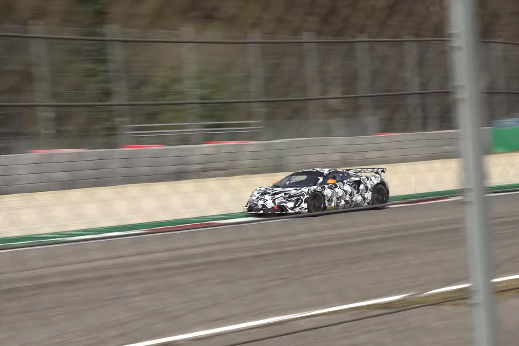 Η McLaren δοκιμάζει την Artura GT4 στην Monza