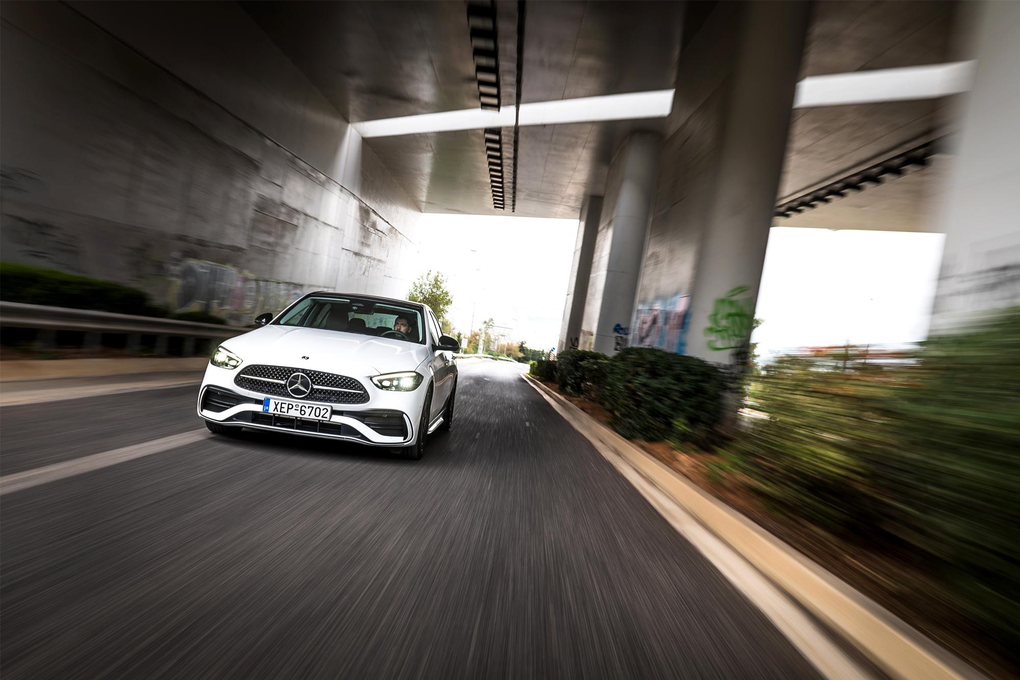 Mercedes-Benz C200 204PS