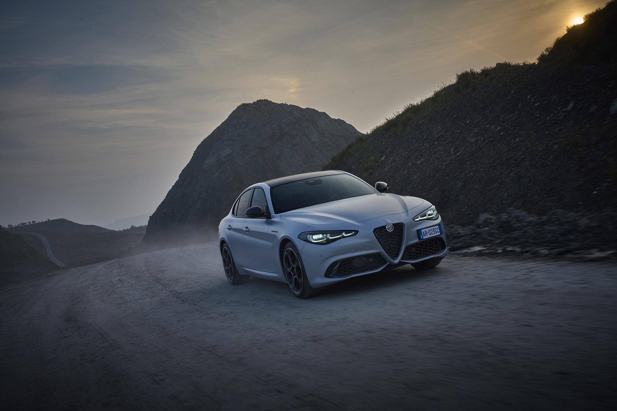 Η Alfa Romeo παρουσιάζει τις νέες Giulia και Stelvio