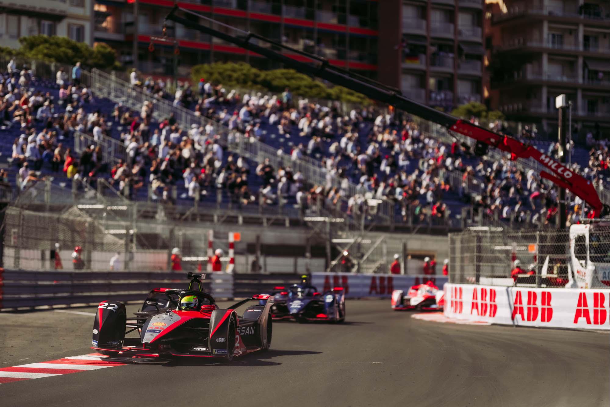  Nissan E dams Podium E Prix CarTest 