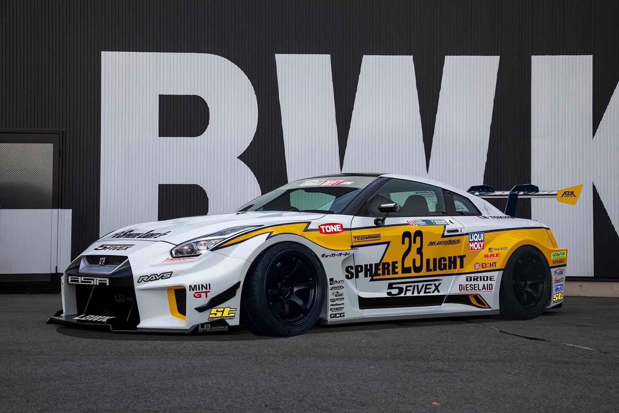 Nissan R35 GT-R με τέσσερις ρότορες!