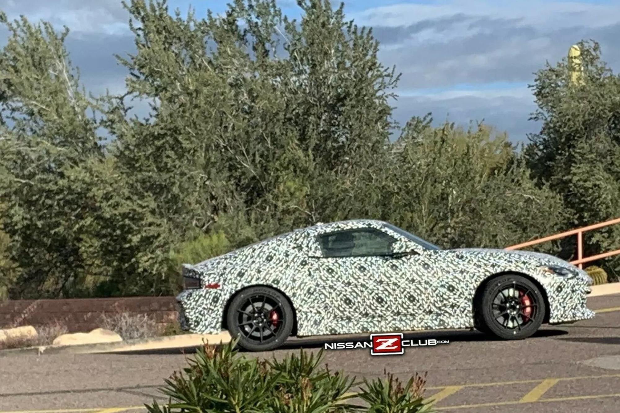 Spyshots: Nissan Z Nismo
