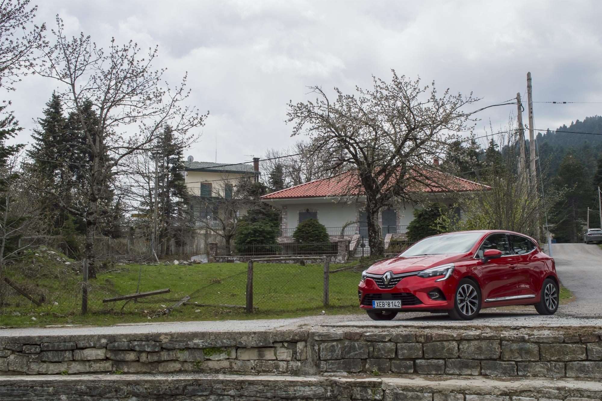 Στη Λίμνη Πλαστήρα με Renault Clio