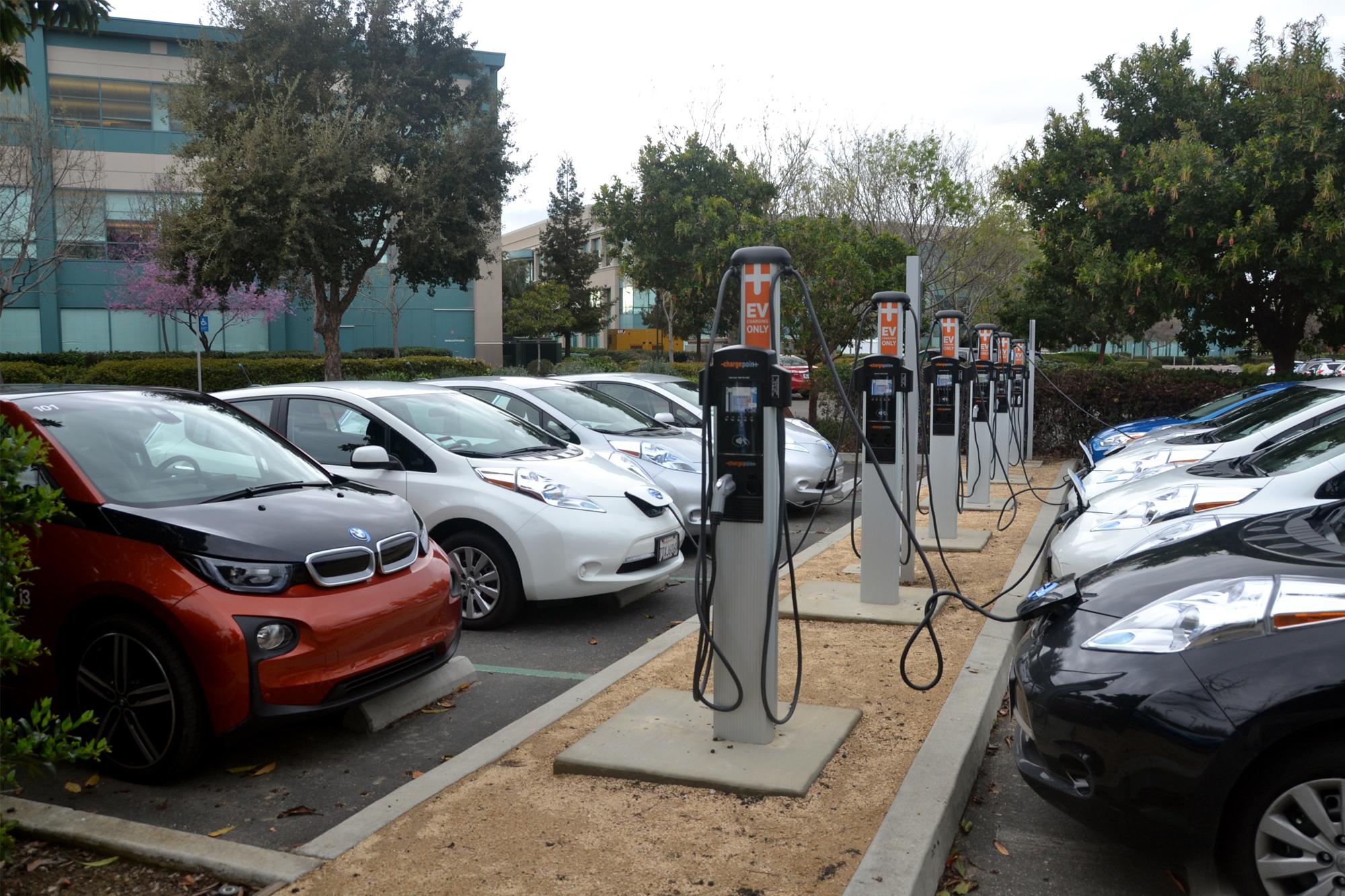 Όχι στην κατάργηση των θερμικών κινητήρων από την Γερμανία