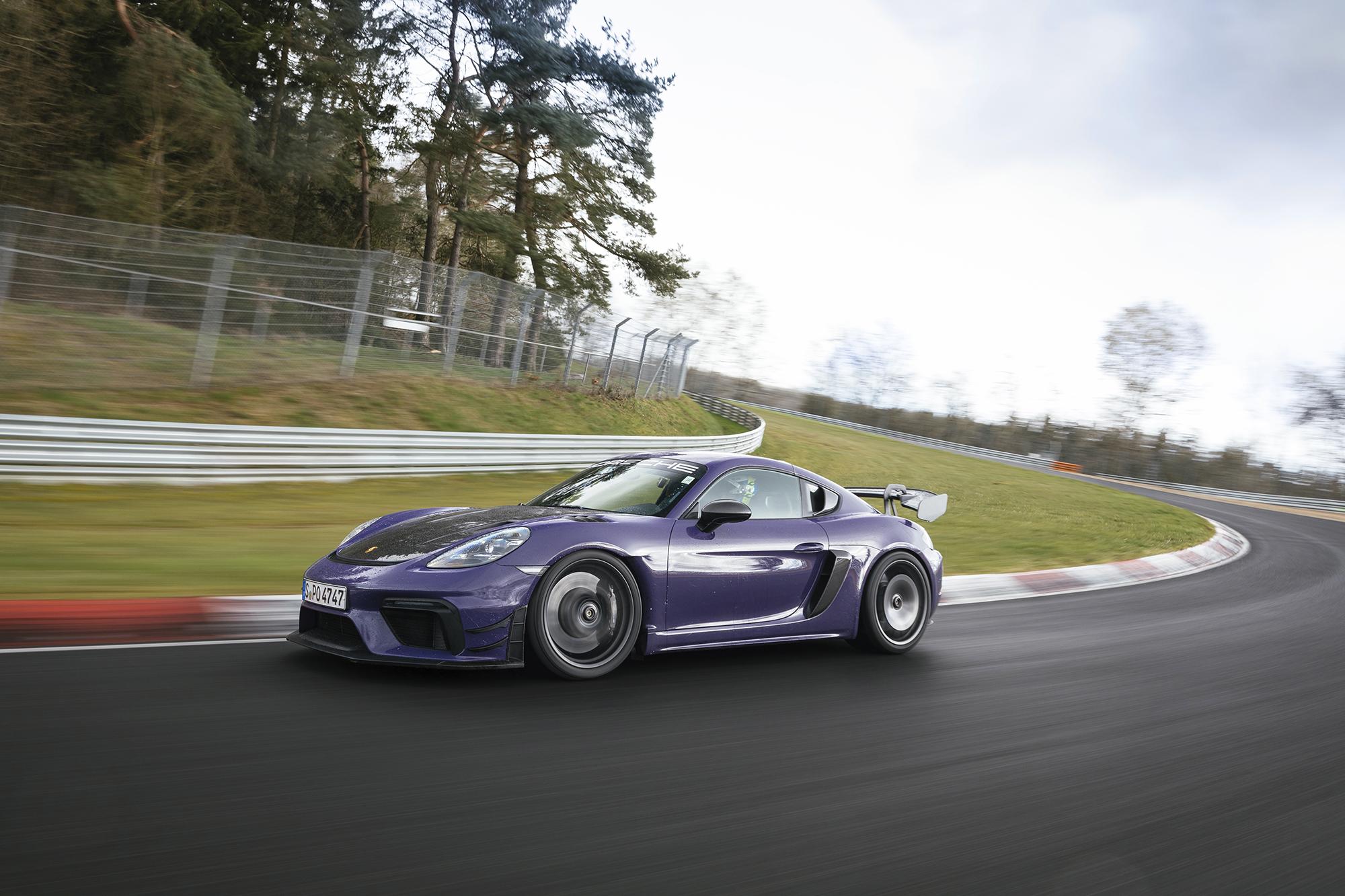 Δες την Porsche 718 Cayman GT4 RS στο Nurburgring