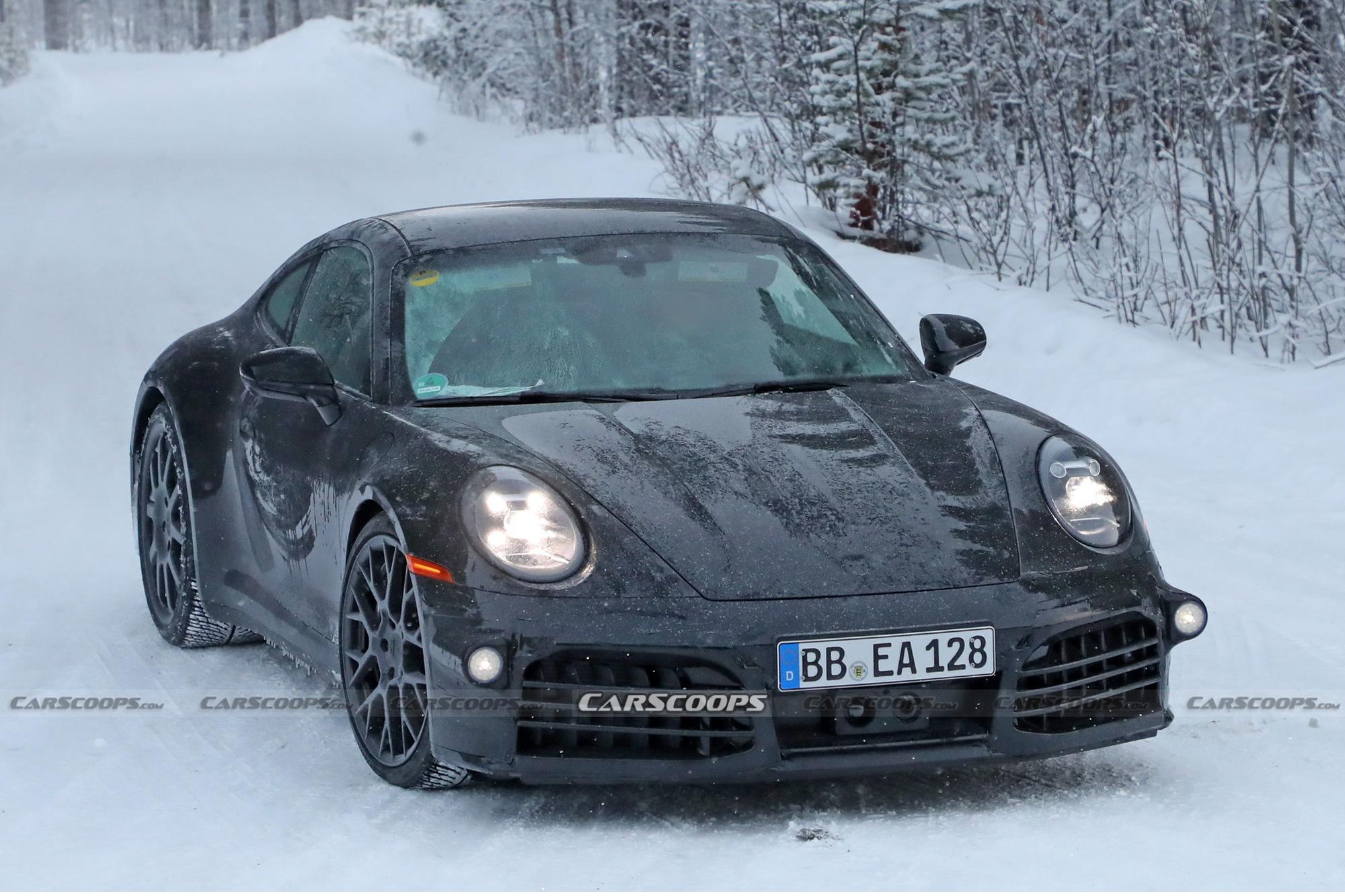 Spyshots: Porsche 911 MY24