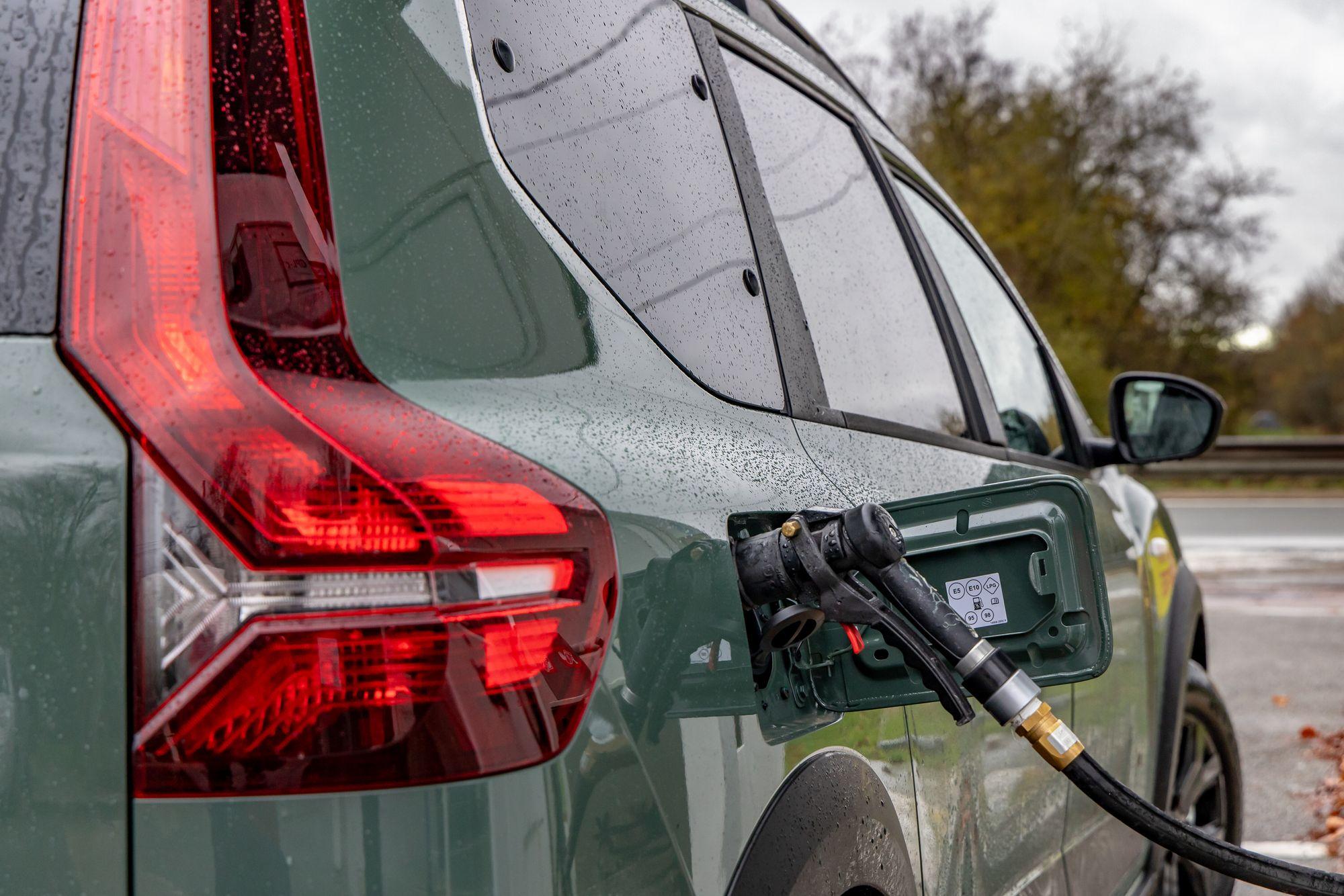 Dacia: Το 1 εκ. έφτασαν οι πωλήσεις των αυτοκινήτων της με LPG