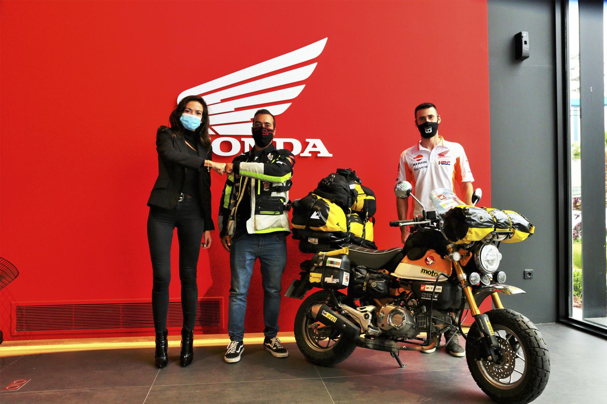 Ride that Monkey, ο γύρος του κόσμου με ένα Honda Monkey