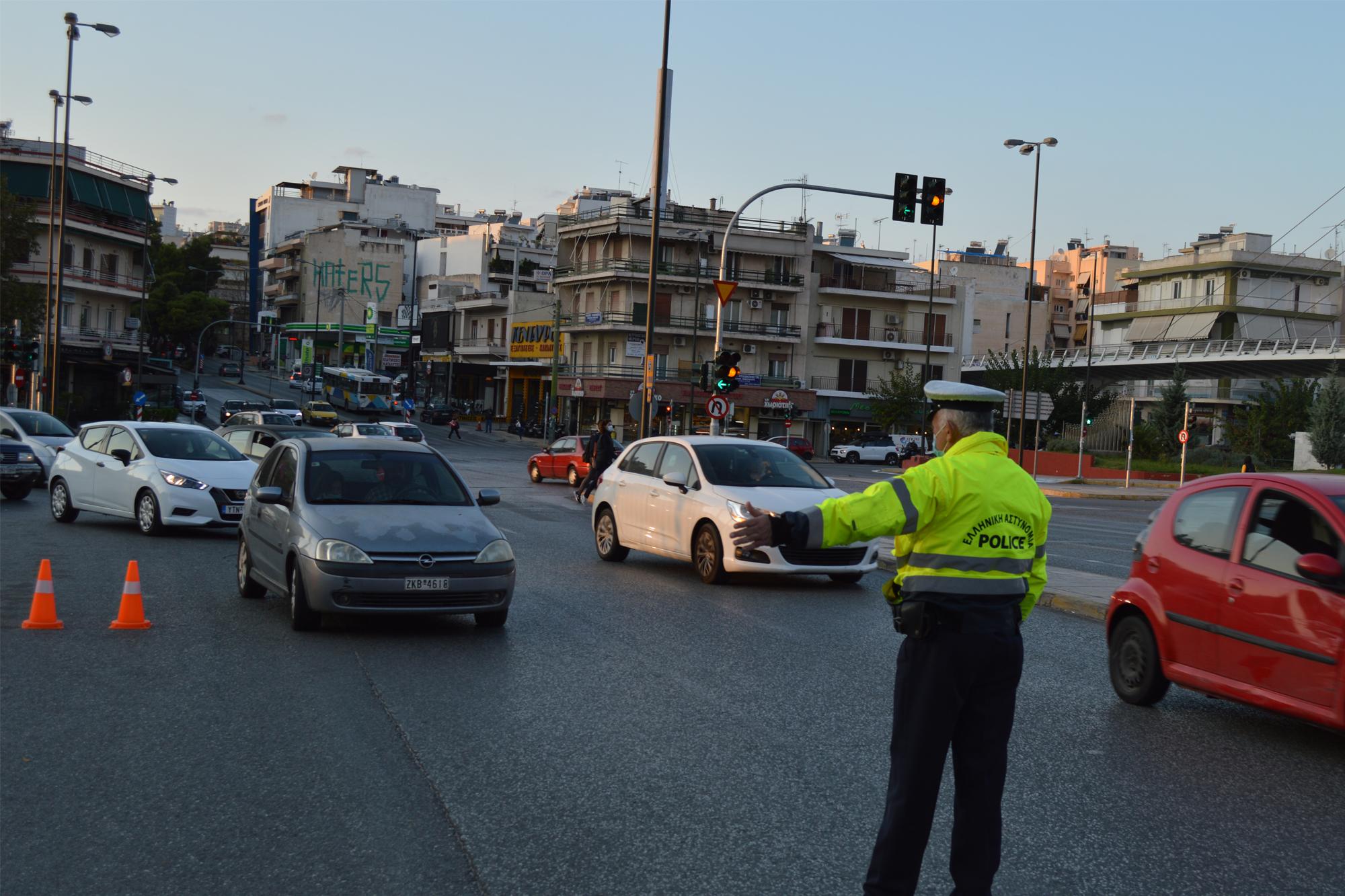 262 παραβάσεις βεβαίωσε η Τροχαία σε ένα βράδυ