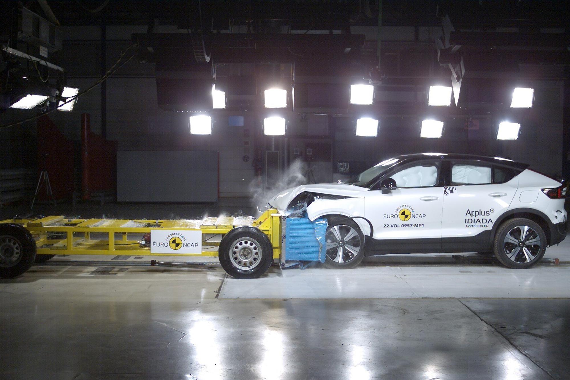 Πέντε αστέρια για το Volvo C40