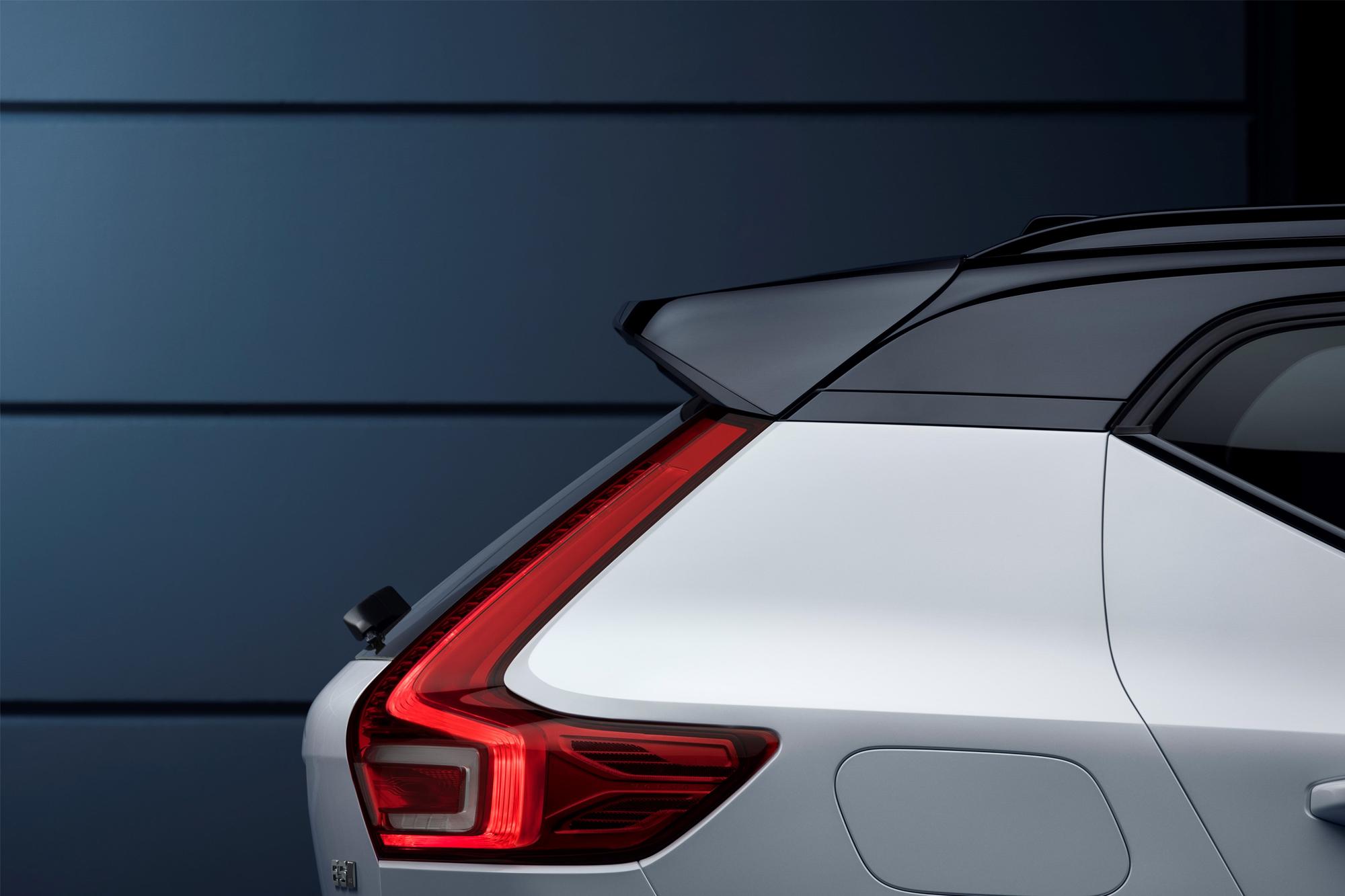 Η Volvo Cars αποκτά μερίδιο της Geely Holding