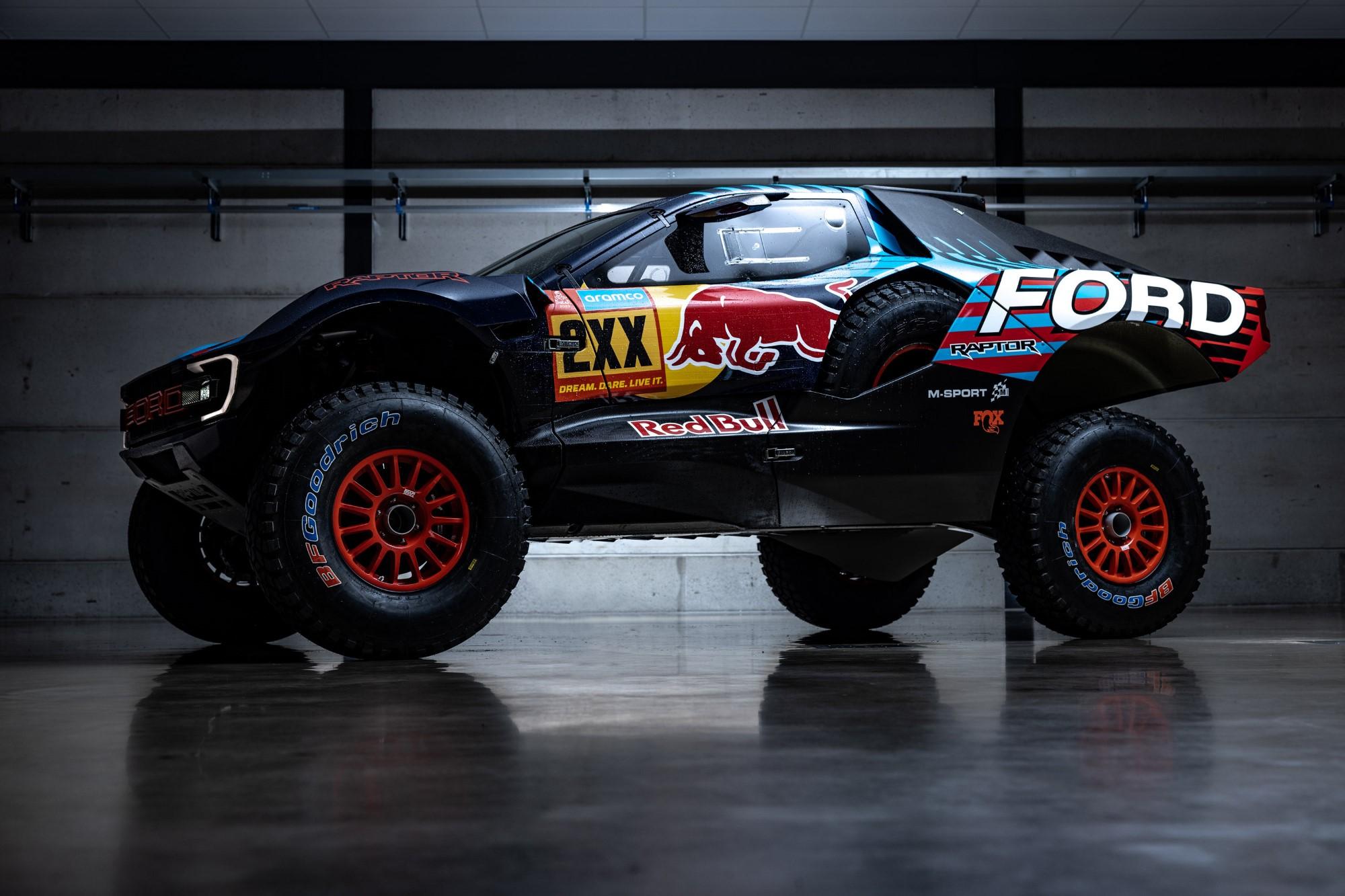 Nέο Ford Raptor T1+, το αγωνιστικό της Ford Performance για το Ράλι Ντακάρ  | CarTest Δοκιμές Aυτοκινήτων
