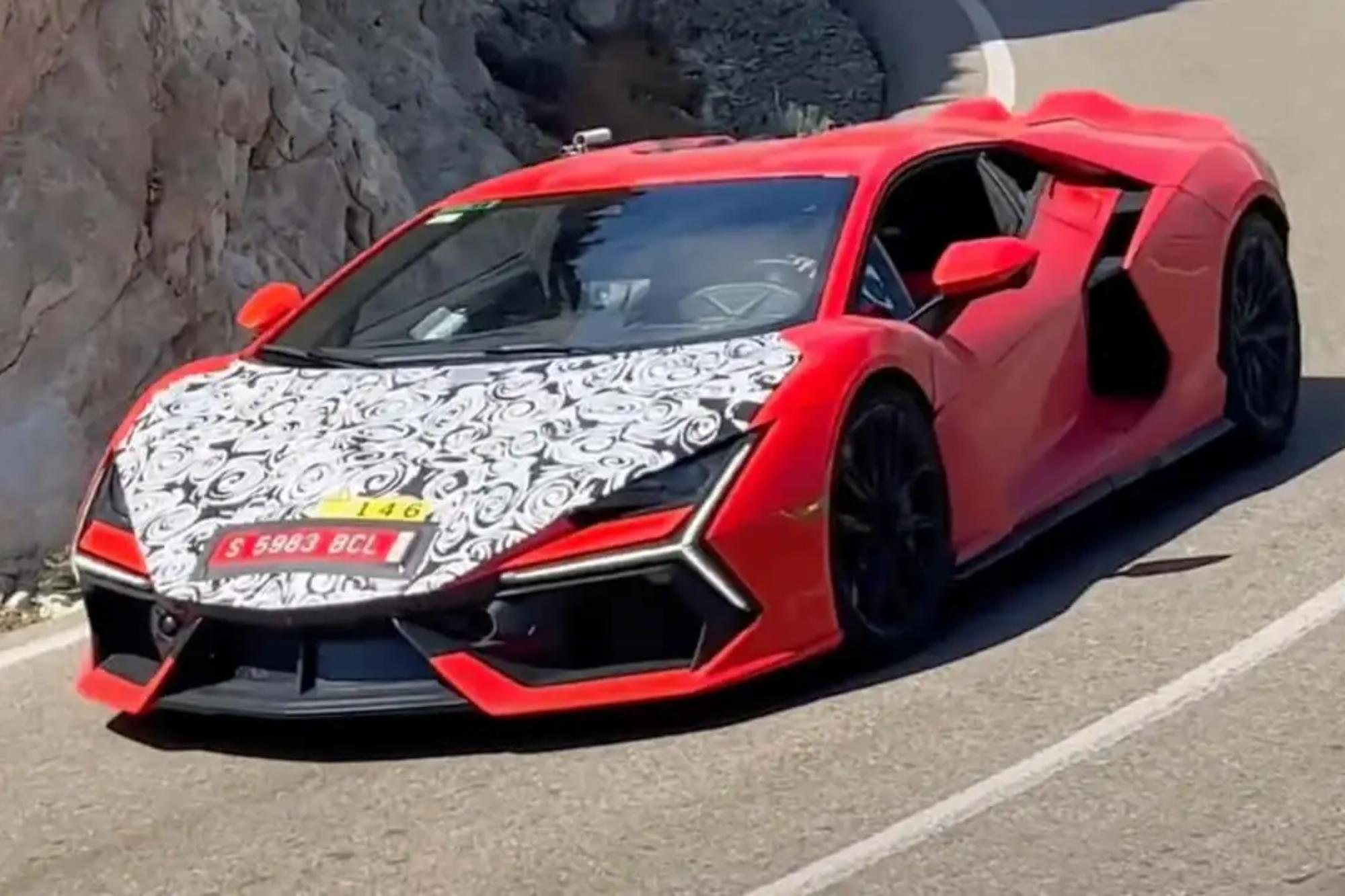 Η Lamborghini δοκιμάζει την πιο γρήγορη έκδοση της Revuelto [+video]