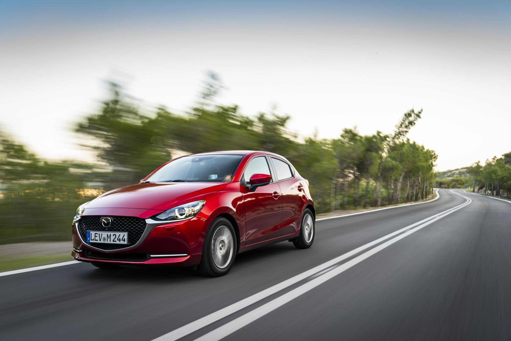 Οδηγούμε στην Ελλάδα το ανανεωμένο Mazda 2
