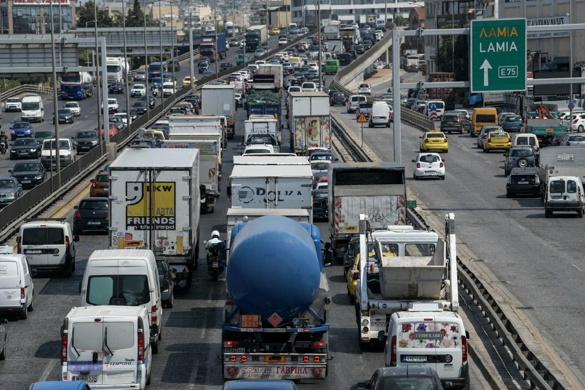 Κηφισός: Τα μέτρα που εξετάζονται για να αντιμετωπιστεί το καθημερινό κυκλοφοριακό έμφραγμα  