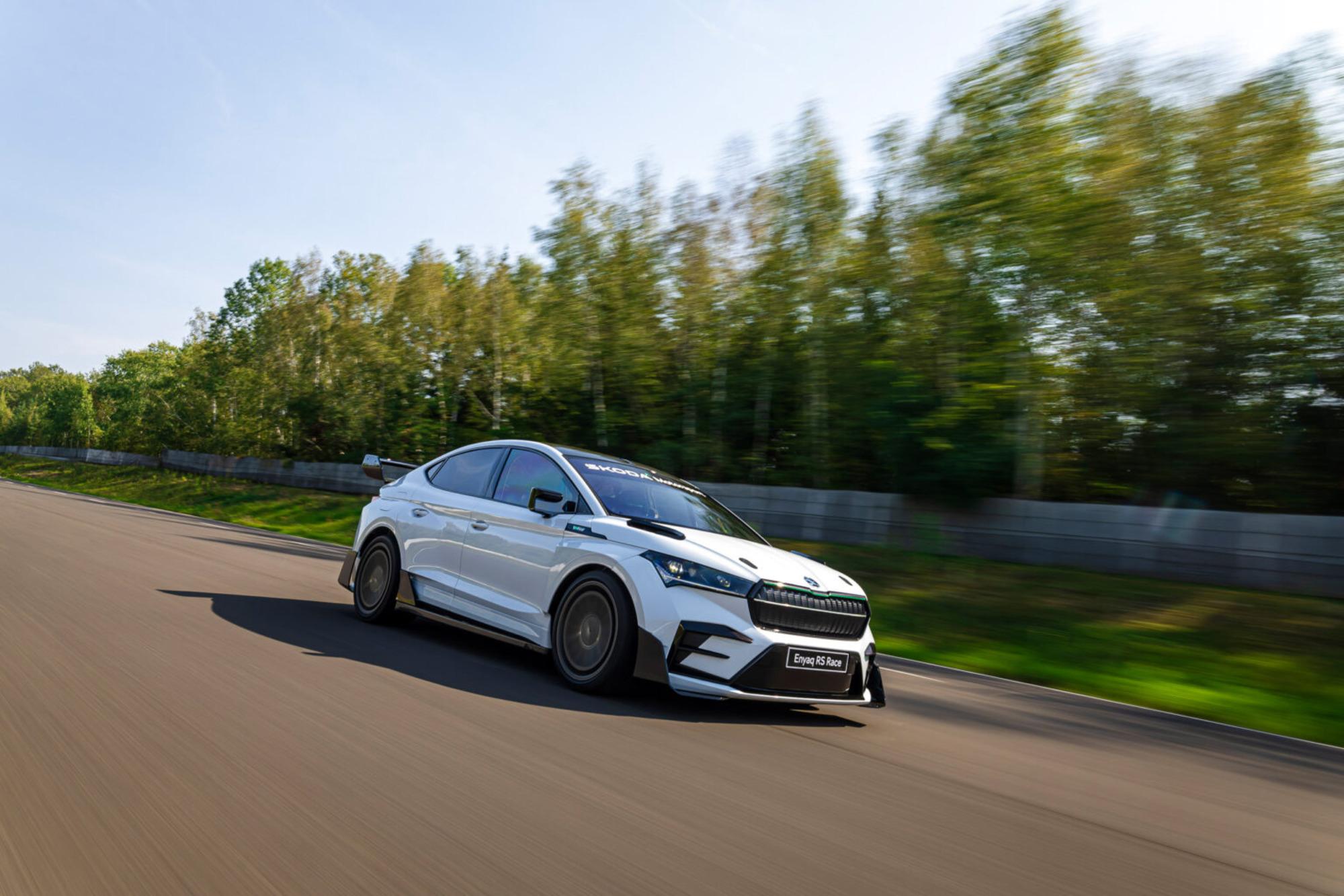 H Skoda παρουσίασε την αγωνιστική έκδοση του Enyaq RS Race