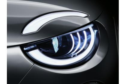 O σχεδιασμός του νέου ηλεκτρικού 500