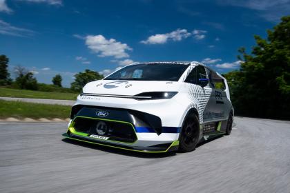 Το Electric SuperVan 4 στο Pikes Peak