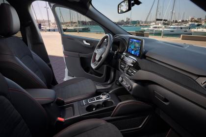 Νέο Ford Kuga Graphite Tech Edition
