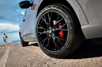 H Ford προσθέτει το πακέτο Black package στην γκάμα του Kuga