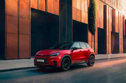  H Lexus αποκαλύπτει την Vibrant Edition στο LBX